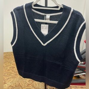 H&M Navy Blue Sweater Cropped Vest